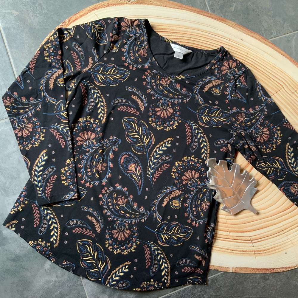 Christopher & Banks Long-Sleeve Fall Print Tee – Women’s Small long sleeve tee.